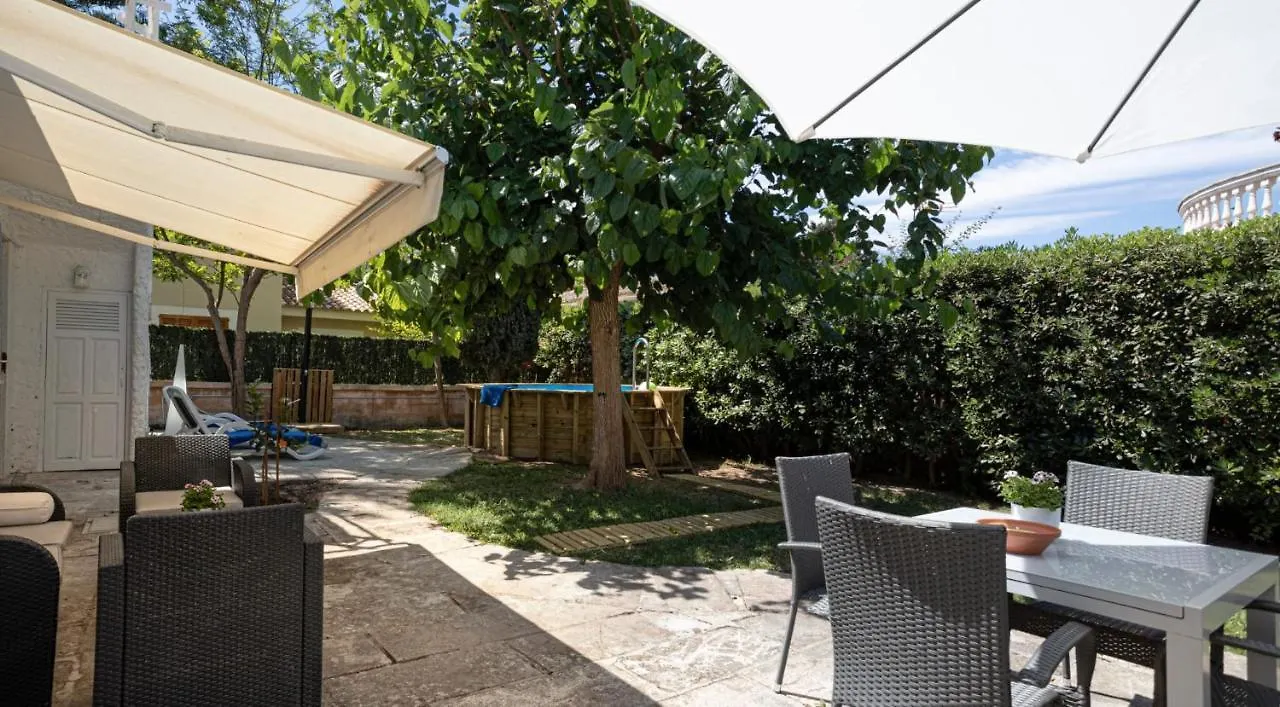 Casa Enriqueta Villa Playa de Muro  Holiday home
